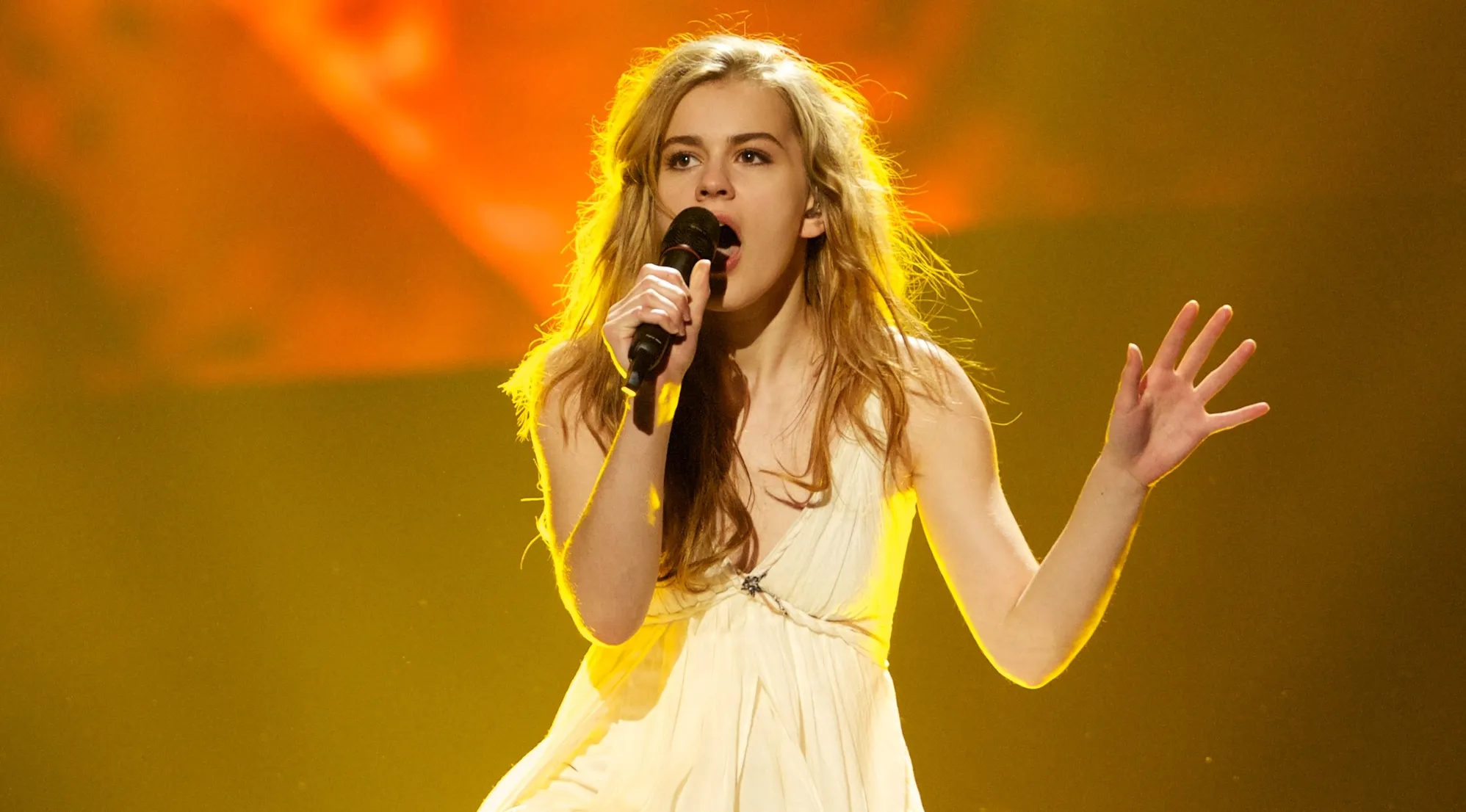 MALMO, SWEDEN - MAY 17: Emmelie de Forest of Denmark performs during a dress rehearsal ahead of the finals of the Eurovision Song Contest 2013 at Malmo Arena on May 17, 2013 in Malmo, Sweden. (Photo by Ragnar Singsaas/Getty Images)