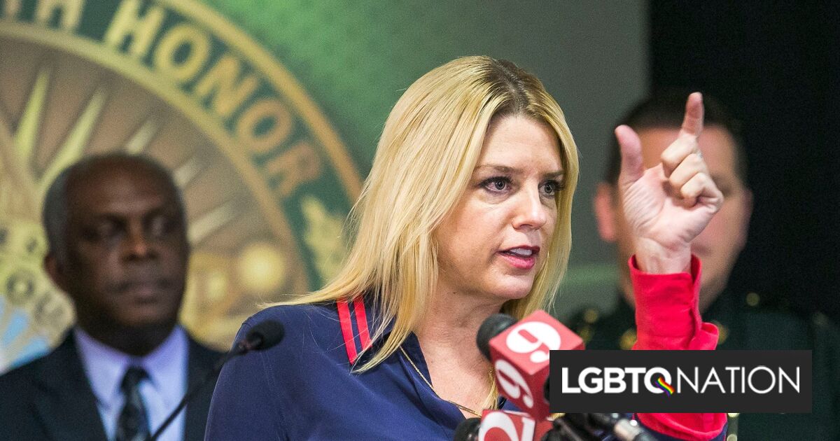 Donald Trump eligió a un fanático antimatrimonio para ser fiscal general. Anderson Cooper la llamó.