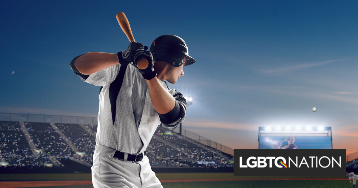 El candidato presidencial anti-LGBTQ+ transmite espantosos anuncios anti-trans y sobre el aborto durante la Serie Mundial