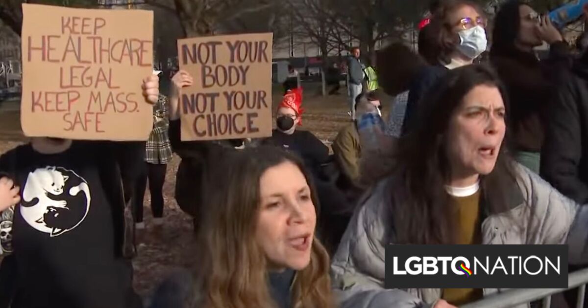 La hija trans de un poderoso legislador demócrata arrestada mientras protestaba contra las fuerzas antiaborto