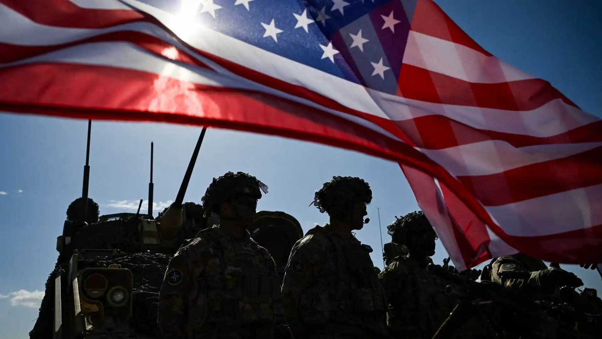 El Senado de Estados Unidos aprueba un proyecto de ley de defensa que priva a los hijos del personal militar de la atención sanitaria trans a los niños
