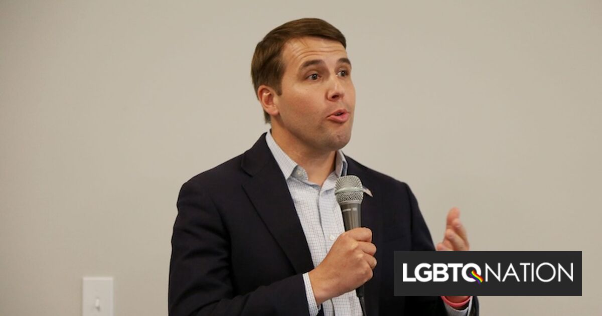 El representante Chris Pappas fue el único legislador LGBTQ+ que apoyó un proyecto de ley que restringe la atención médica trans