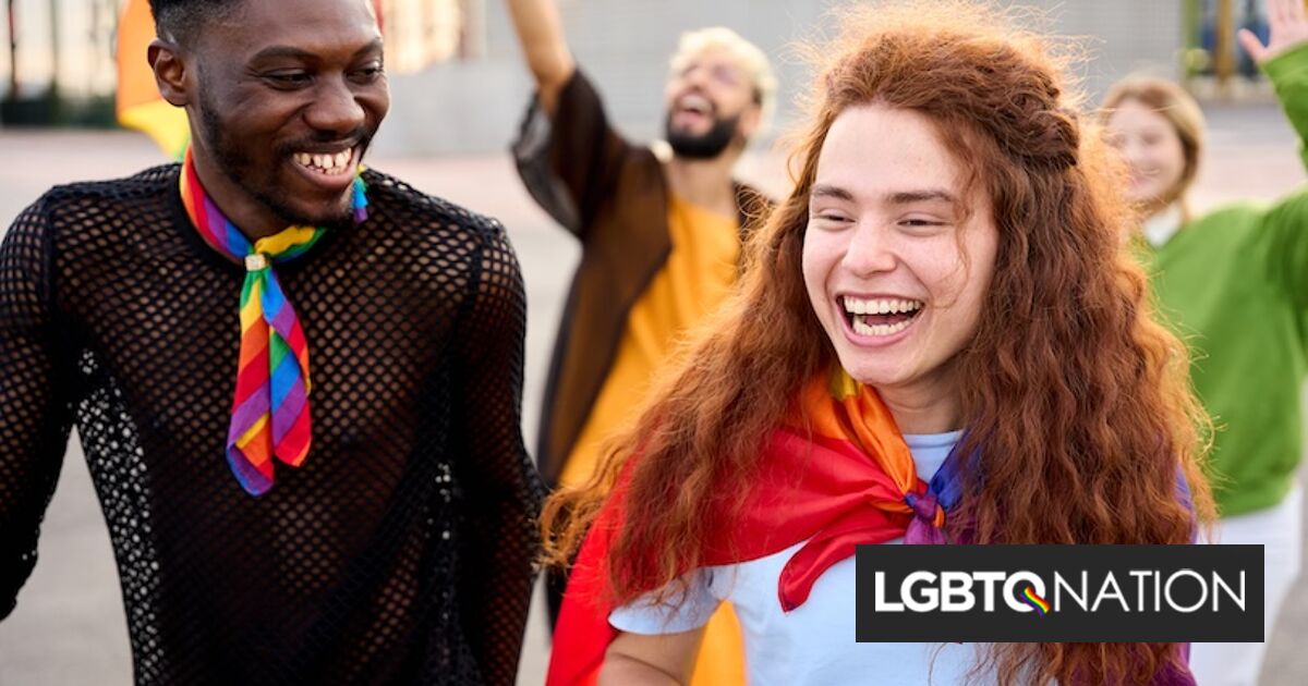 Los jóvenes LGBTQ+ se aconsejan mutuamente sobre cómo sobrevivir en tiempos difíciles