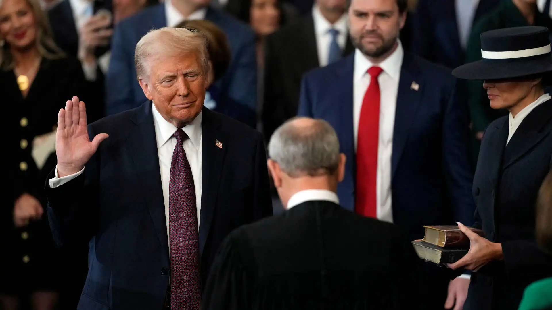 Trump declara que "sólo hay dos géneros" en su primer discurso tras prestar juramento como presidente número 47