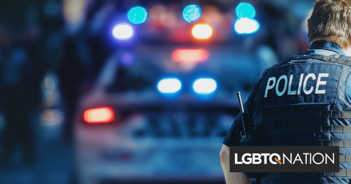 Capitán de policía gay demanda después de ser degradado por tomar licencia familiar