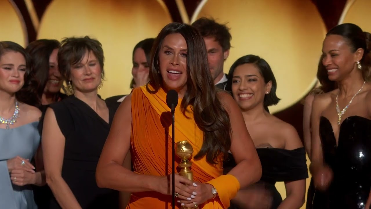 Karla Sofía Gascón de Emilia Pérez rinde homenaje a la comunidad trans en discurso de aceptación de los Globos de Oro