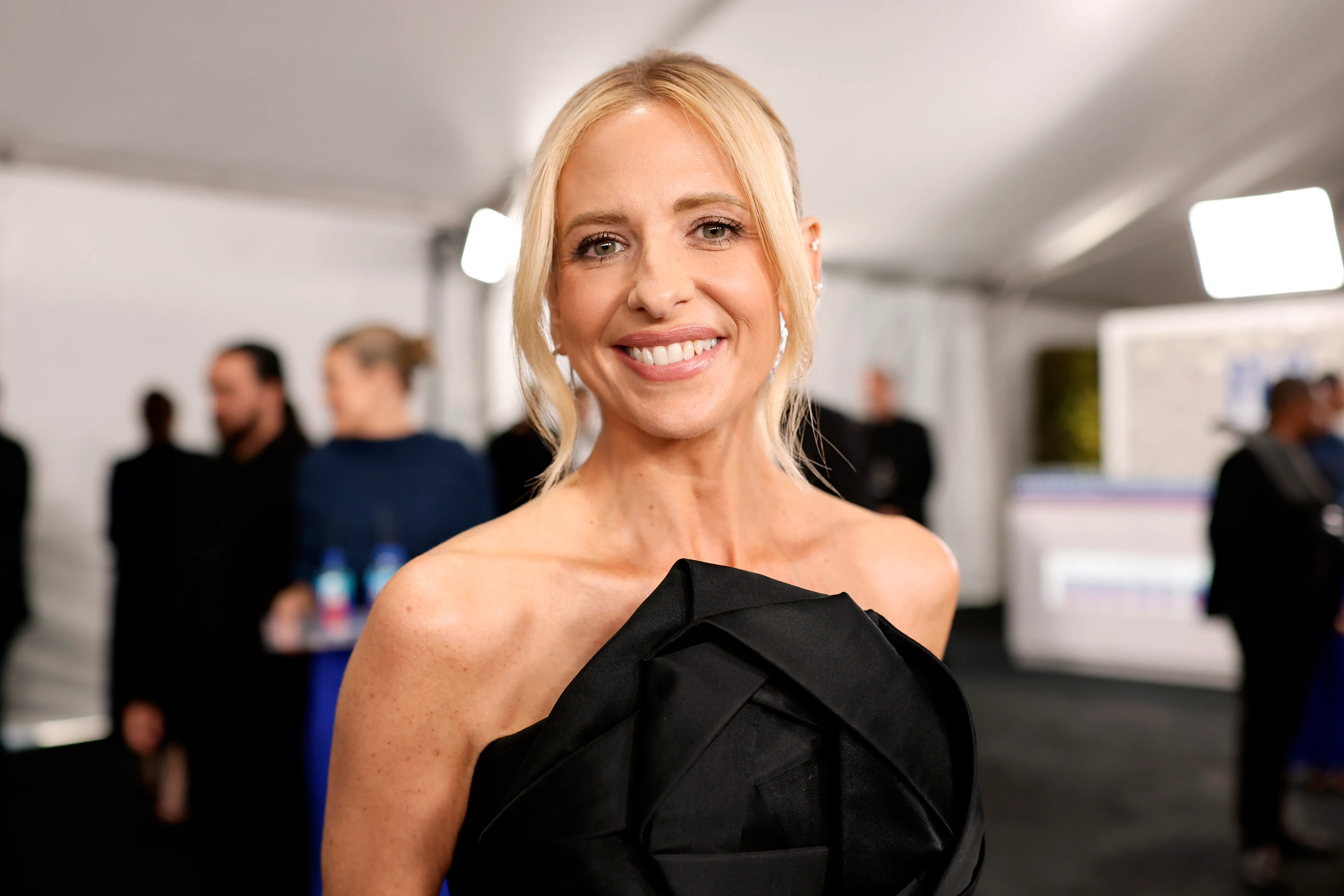 Buffy the vampire slayer reiniciar confirmado por Sarah Michelle Gellar
