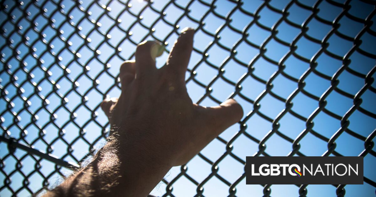 El artista de maquillaje gay atrapado en las instalaciones de tortura porque Trump dijo que tenía tatuajes de pandillas. No lo hizo.