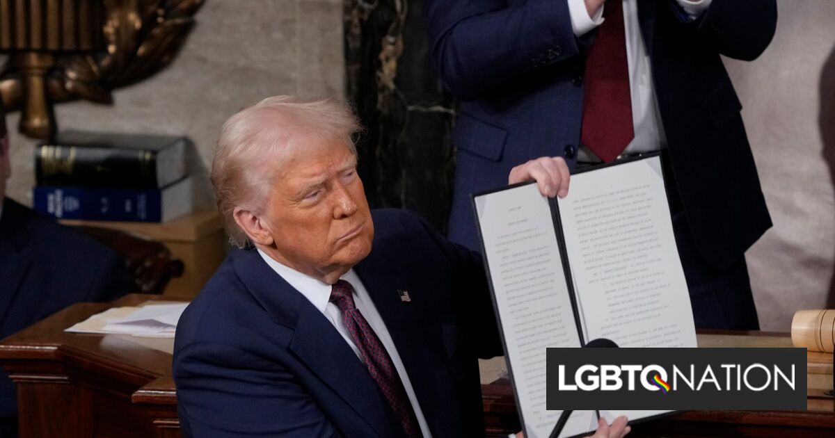 Otra dirección de Donald Trump solidifica al presidente como divisor en jefe