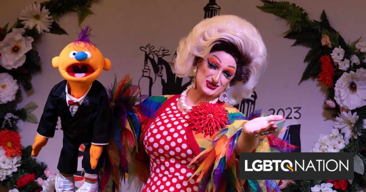 Drag Queen Tara Hoot ha recibido numerosas amenazas de bomba, pero no está retrocediendo