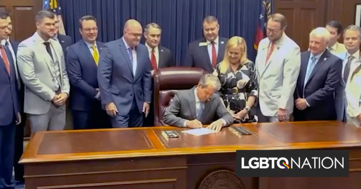 El gobernador del Partido Republicano firma un proyecto de ley que podría legalizar la discriminación LGBTQ+