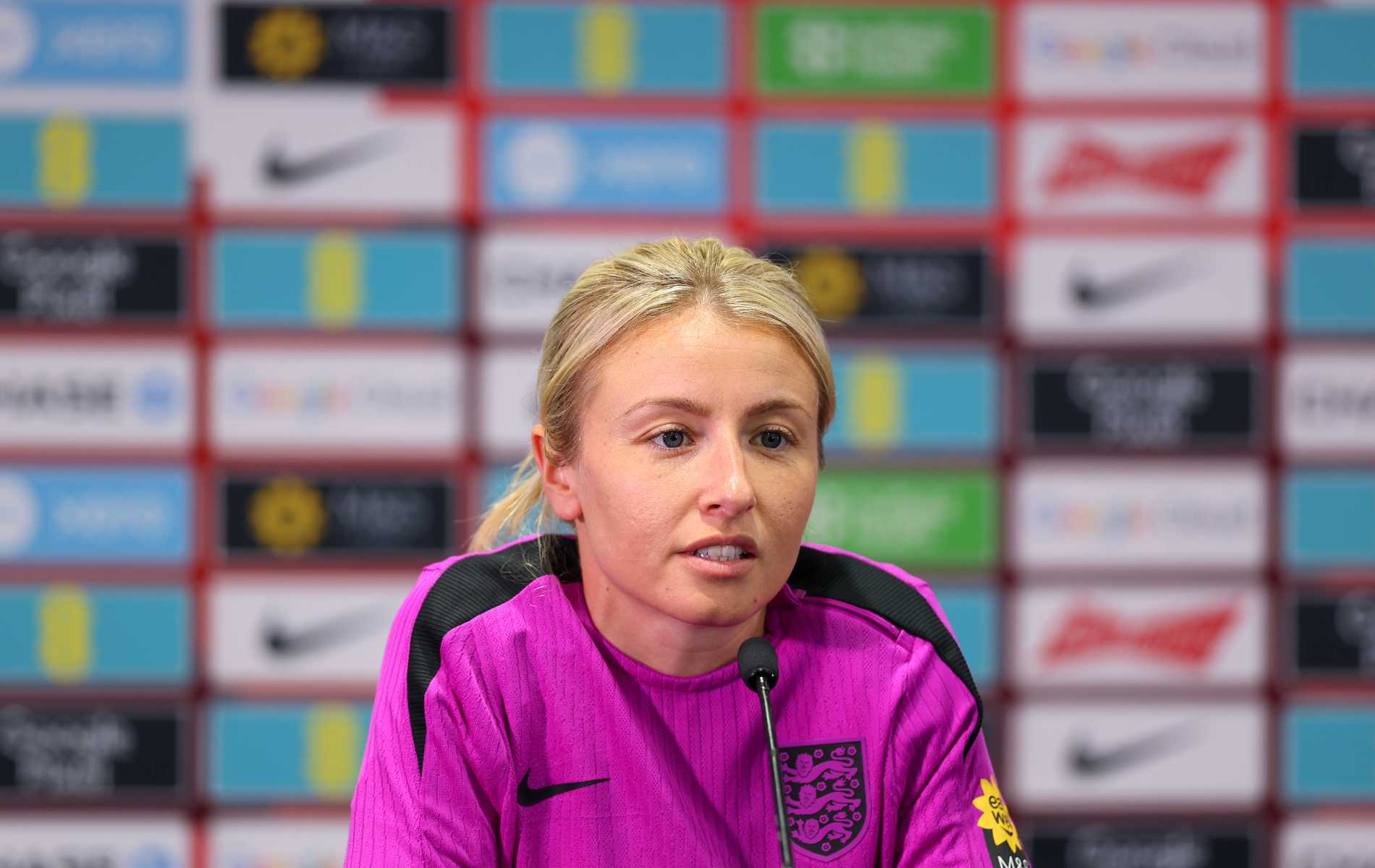 Capitán de Lionesses de Inglaterra Leah Williamson 'Devastado' por Mary Earps Retiro
