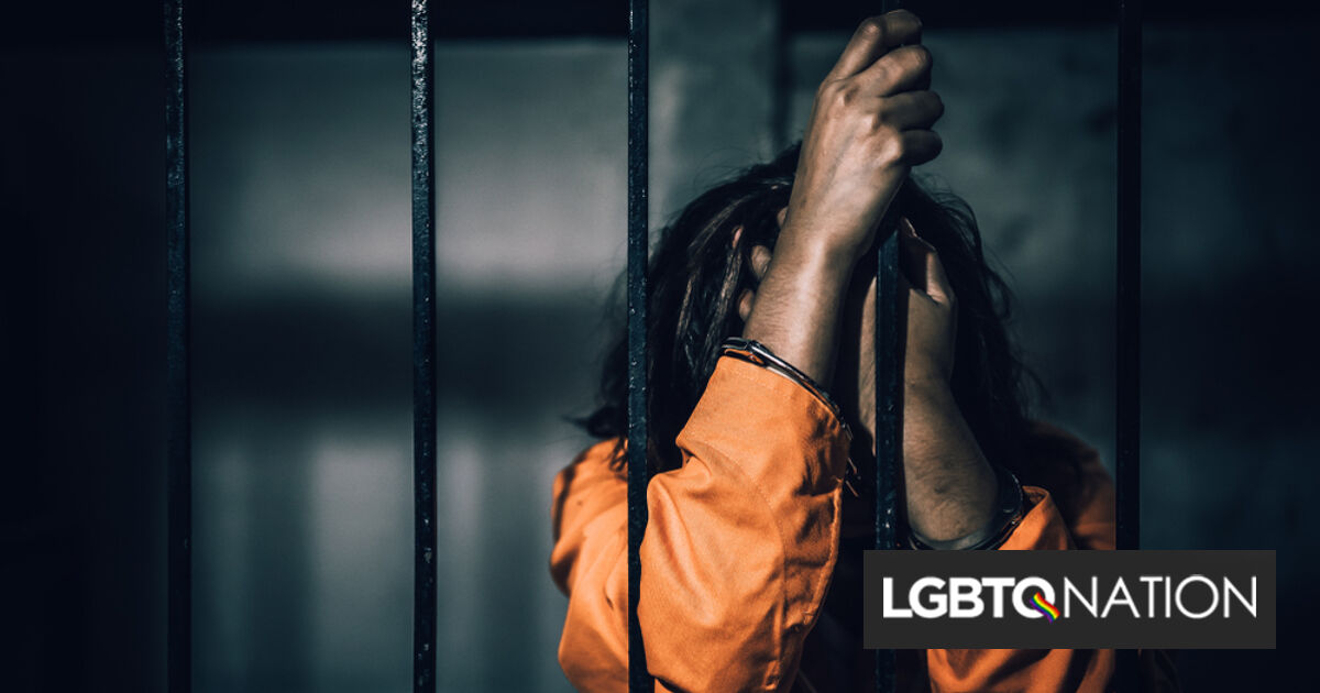 La administración de Biden defendió a este recluso trans. Ahora el DOJ dice que está bien negar su atención médica.