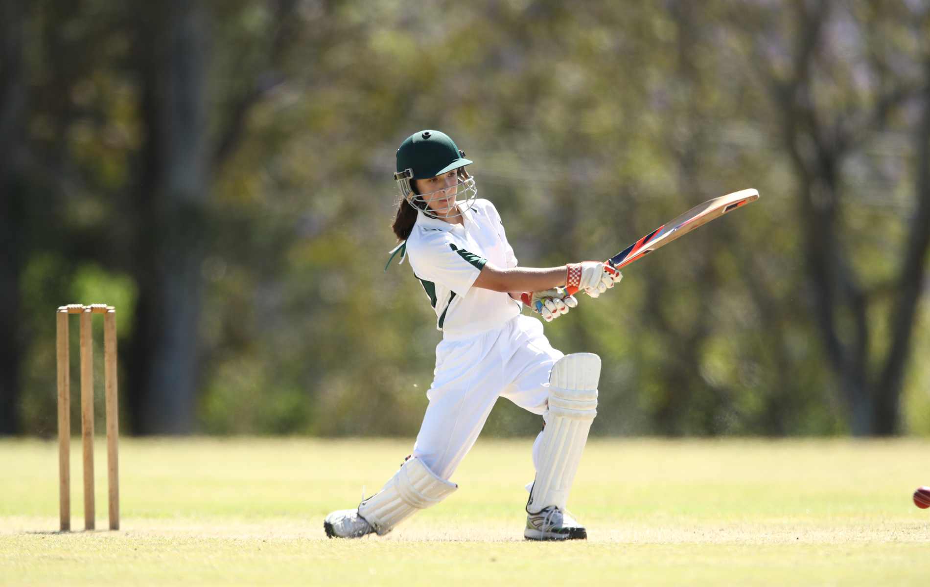 La prohibición de cricket femenino "devastador" de cricketer
