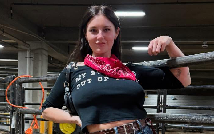 La hija de Tim McGraw y Faith Hill, Gracie, aclara el récord en su viaje