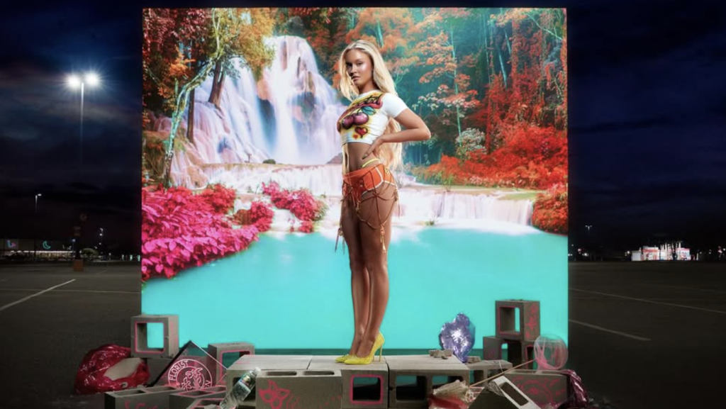 'Midnight Sun' de Zara Larsson es el himno de verano queer que hemos estado esperando