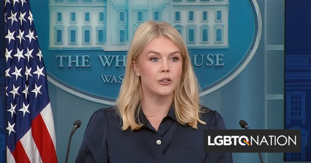 Karoline Leavitt dice que el presidente planea extorsionar a las escuelas para poner fin a la atención de género que afirma el género