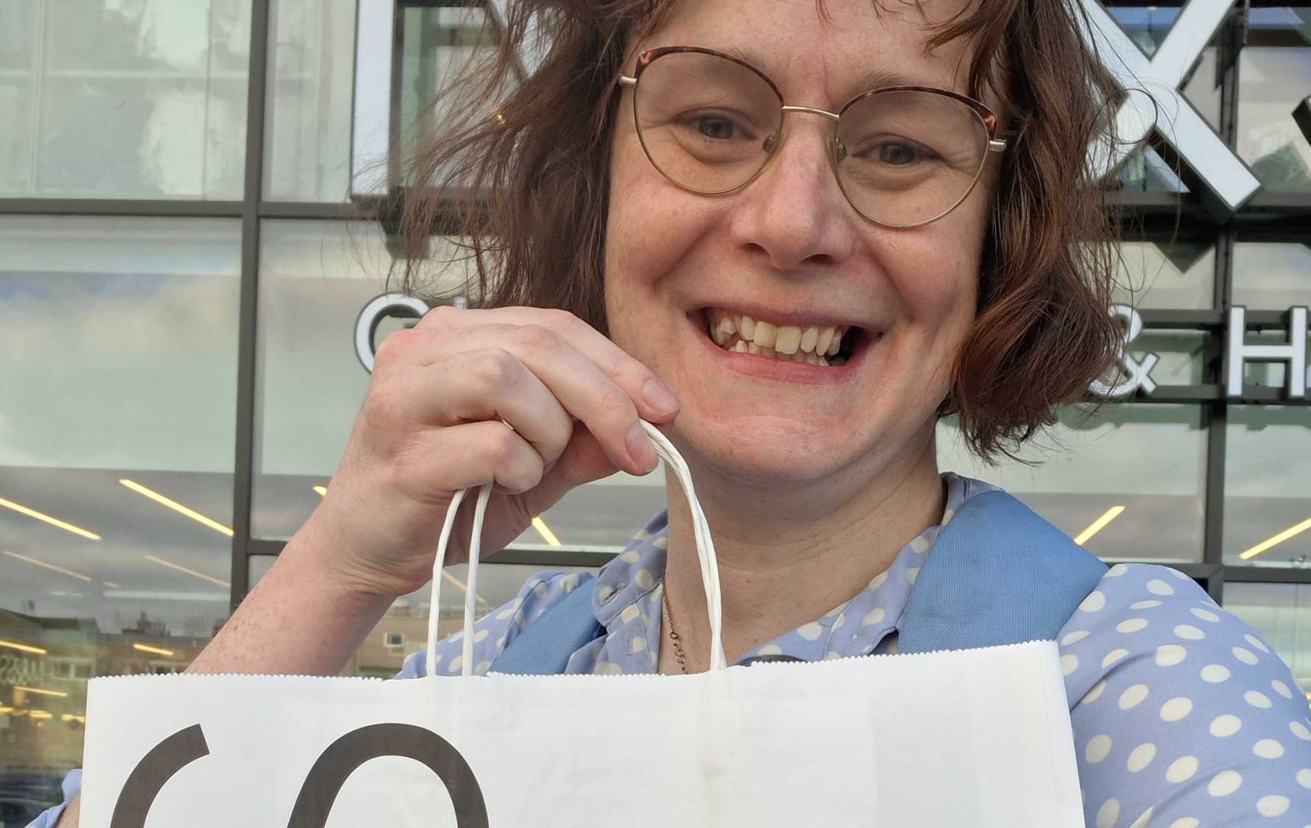 Soy una mujer trans que fue por un sujetador en M&S, y el mundo no terminó