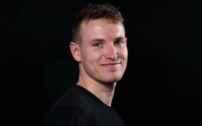 El futbolista abiertamente gay Jakub Jankto se retira después de sufrir una "lesión muy grave"