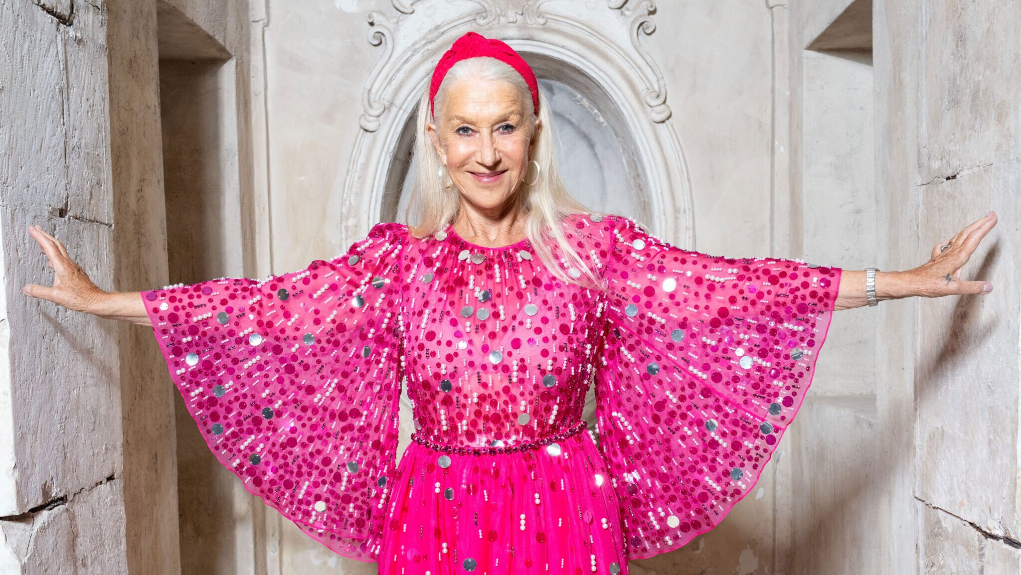 Helen Mirren declara que los tomates son bisexuales, y ella no está equivocada