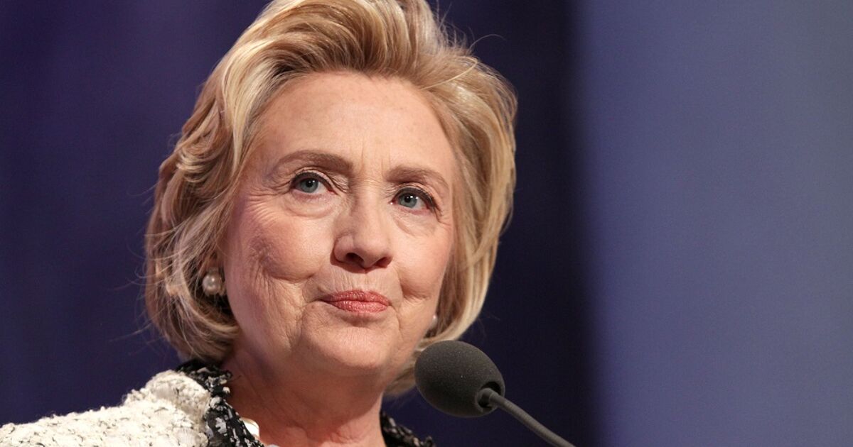 Hilary Clinton advierte que Scotus pronto podría anular el matrimonio entre personas del mismo sexo. Los expertos legales no están de acuerdo.