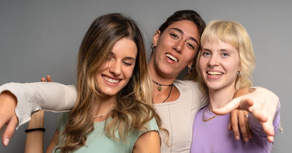 Intentaron echar a su hermana de la hermandad trans, pero ella se defendió y ganó