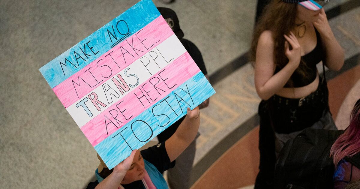 Texas utiliza una sesión especial para impulsar facturas "discriminatorias y dañinas" anti-trans y anti-aborto