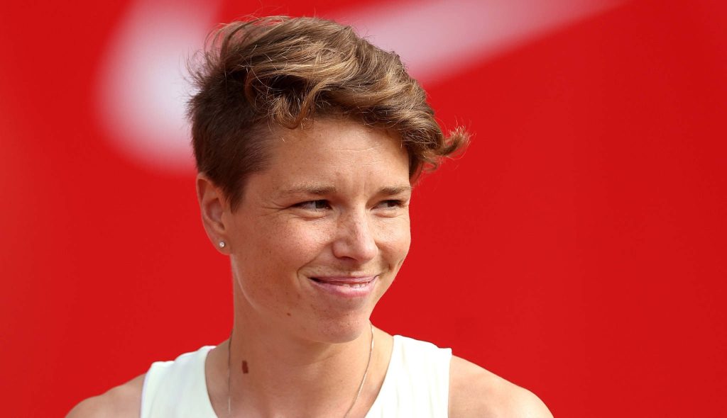 Trans, el corredor no binario Nikki Hiltz sprints al tercer título de EE. UU.