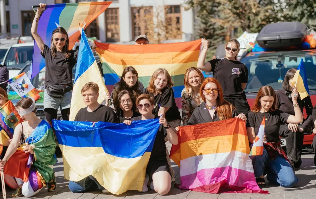 A pesar de la guerra, el orgullo persiste en Kharkiv: "Nos quedamos aquí y continuamos nuestro trabajo"