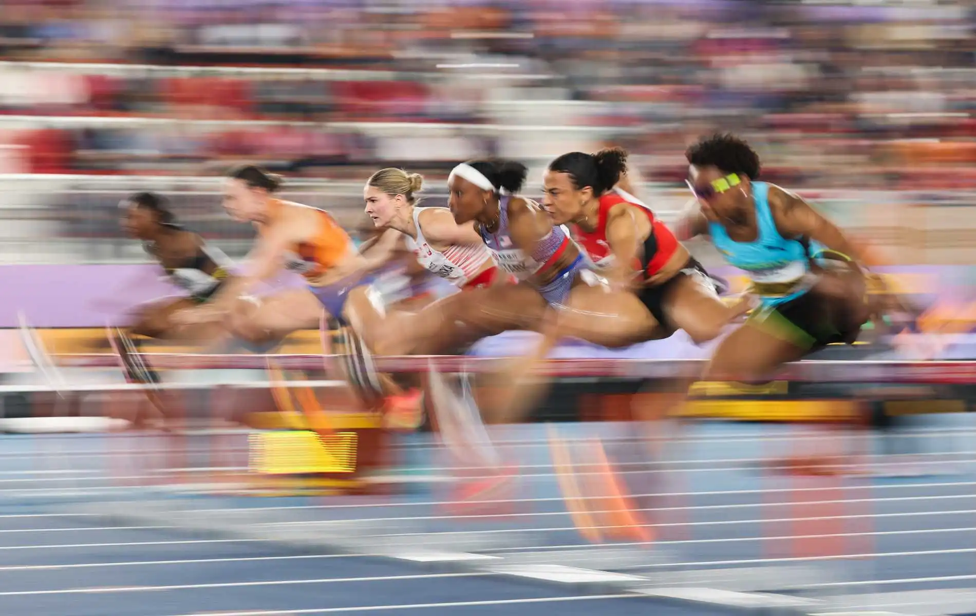 El atletismo mundial afirma que docenas de finalistas femeninos habrían fallado en la nueva prueba sexual