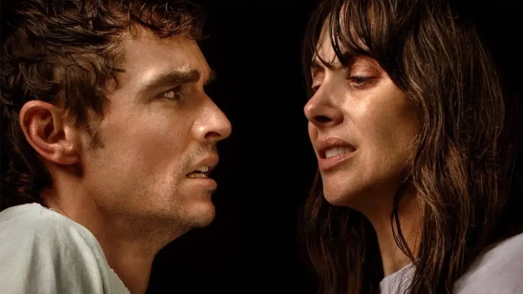Corte chino de la película de terror 'Together' usa AI para borrar a los personajes gay