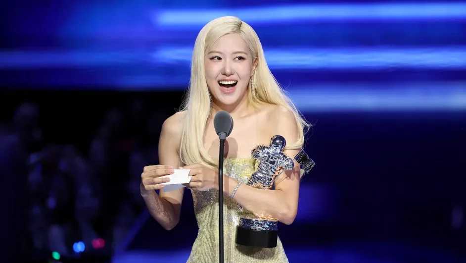El discurso de VMA de Rosé duró casi cinco minutos ... pero fue realmente personal