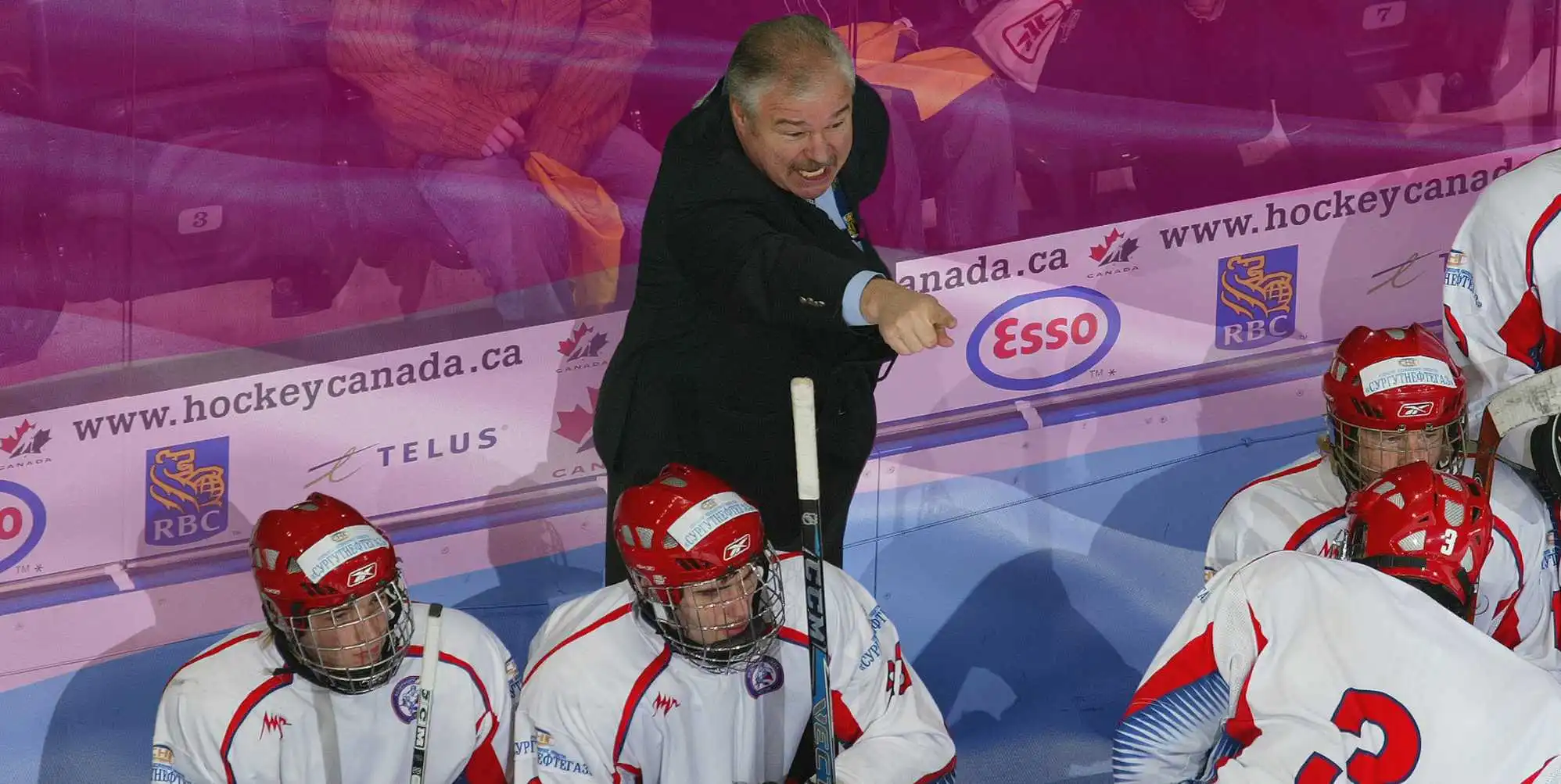 El ex entrenador olímpico culpa a los 'pequeños bisexuales' por la prohibición de los Juegos Olímpicos de Invierno de Rusia.