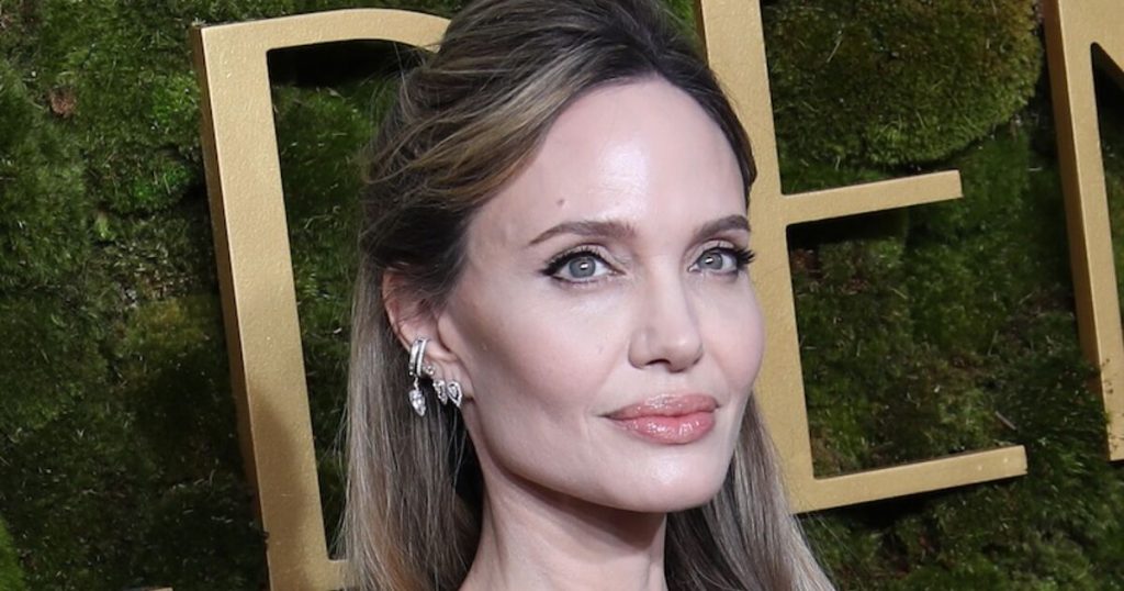 La actriz Angelina Jolie dice que ya no reconoce a los Estados Unidos debido a los ataques contra la libertad de expresión