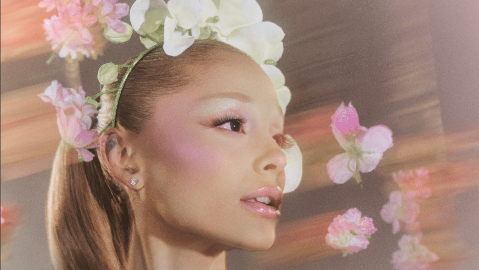 La belleza Rem de Ariana Grande presenta la colección mágica 'Wicked: For Good'