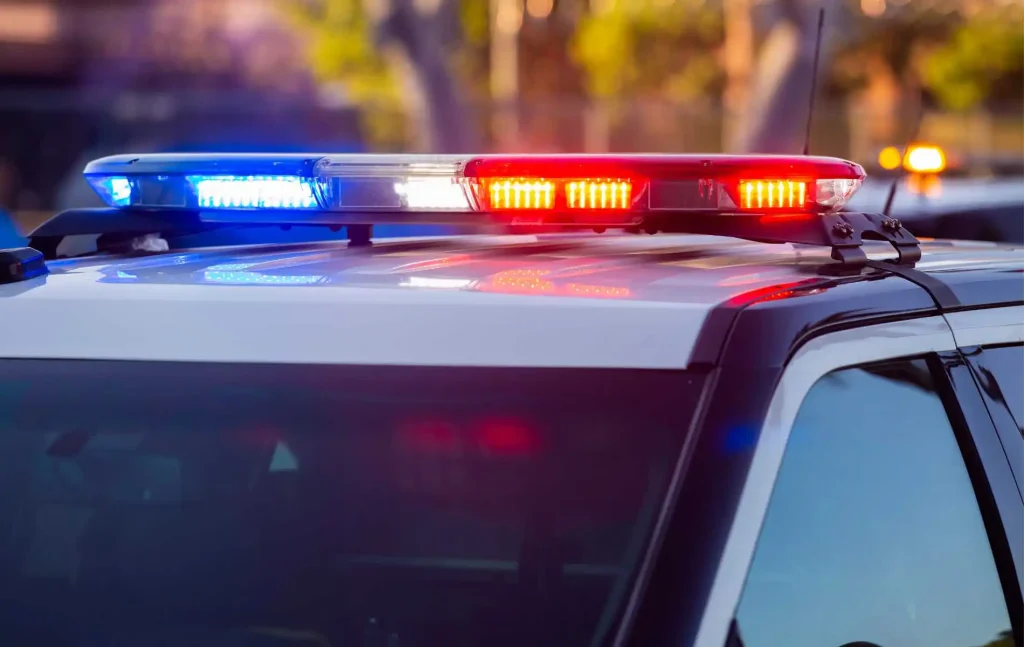 La policía que investiga el posible crimen de odio después de que una pareja gay atacó con bate de béisbol