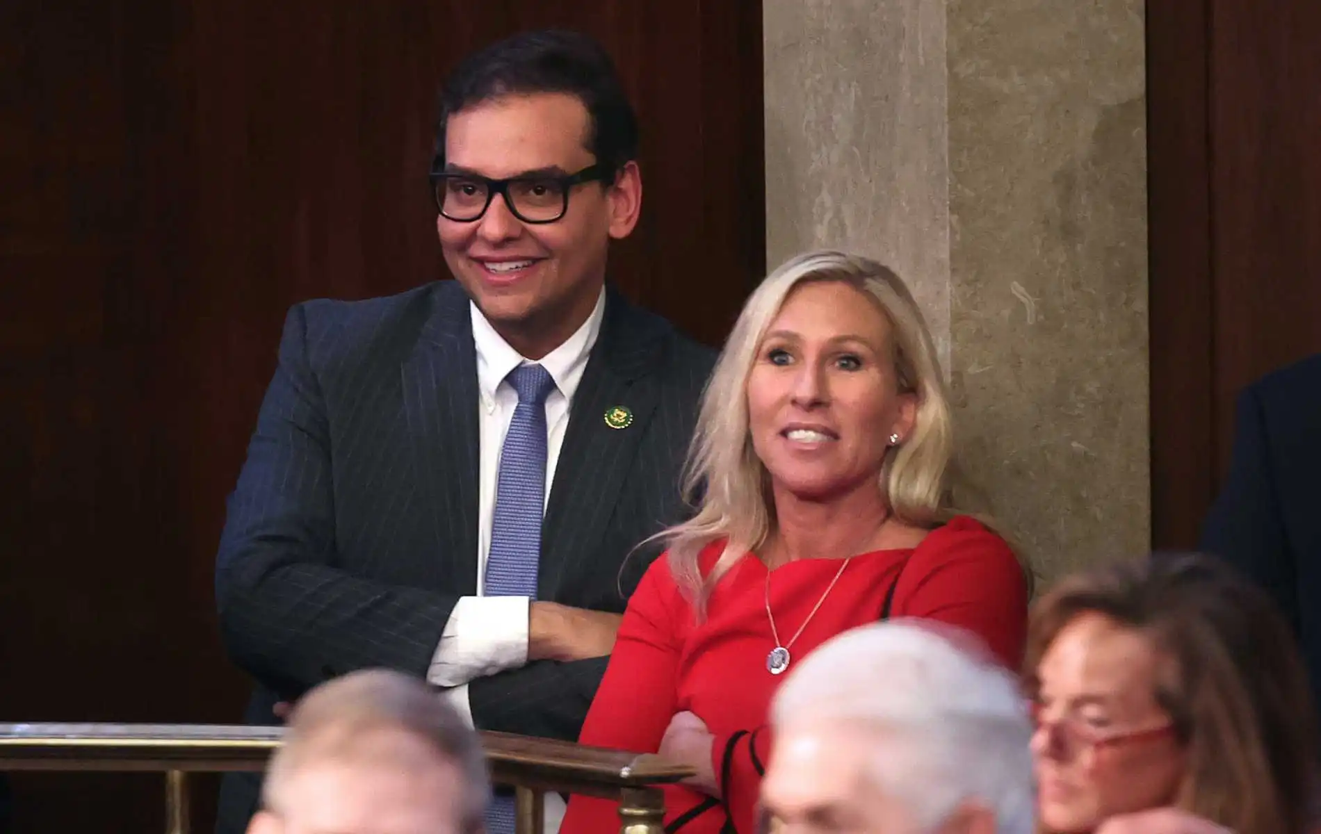 Marjorie Taylor Greene pide que George Santos sea perdonado