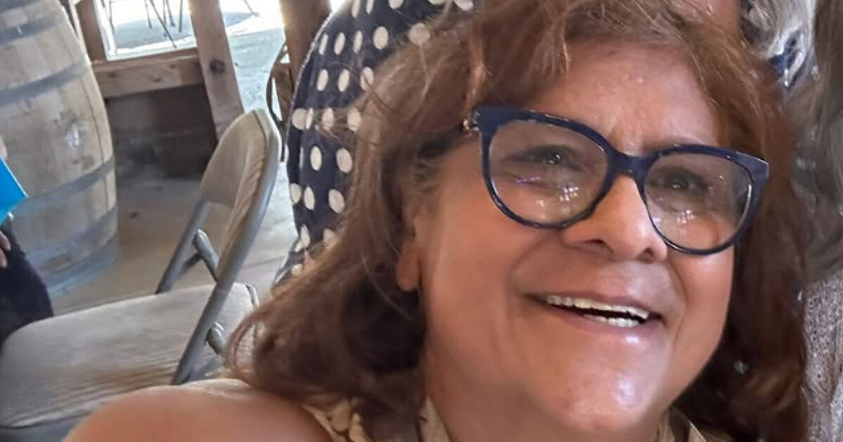 Mona Liza luchó con la adicción cuando era joven. Ahora los jóvenes LGBTQ+ tienen más opciones.