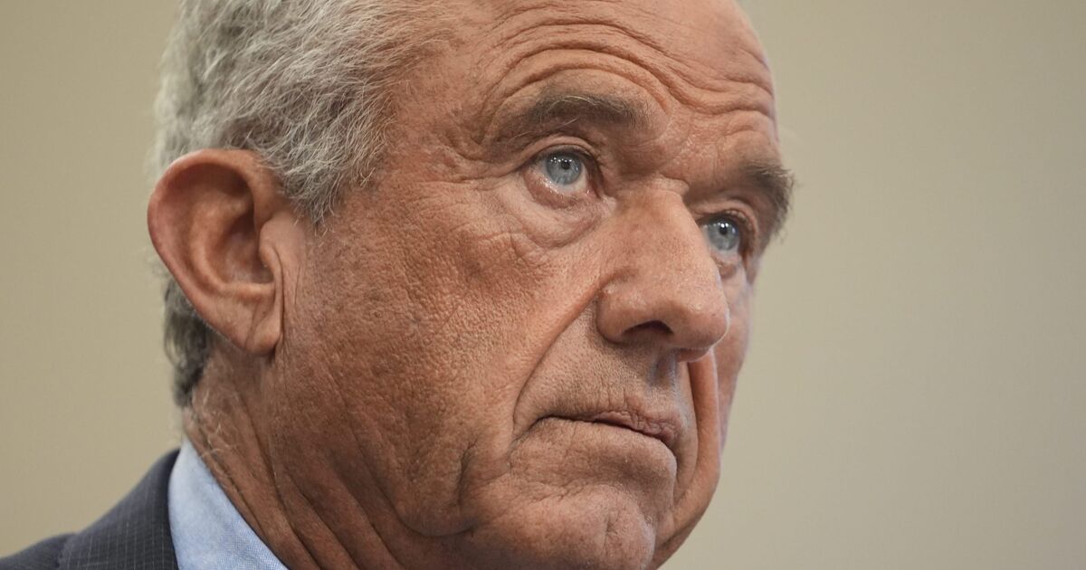 Nueve ex directores de los CDC advierten que RFK Jr. está destruyendo la salud pública e impulsa la acción rápida para detenerlo