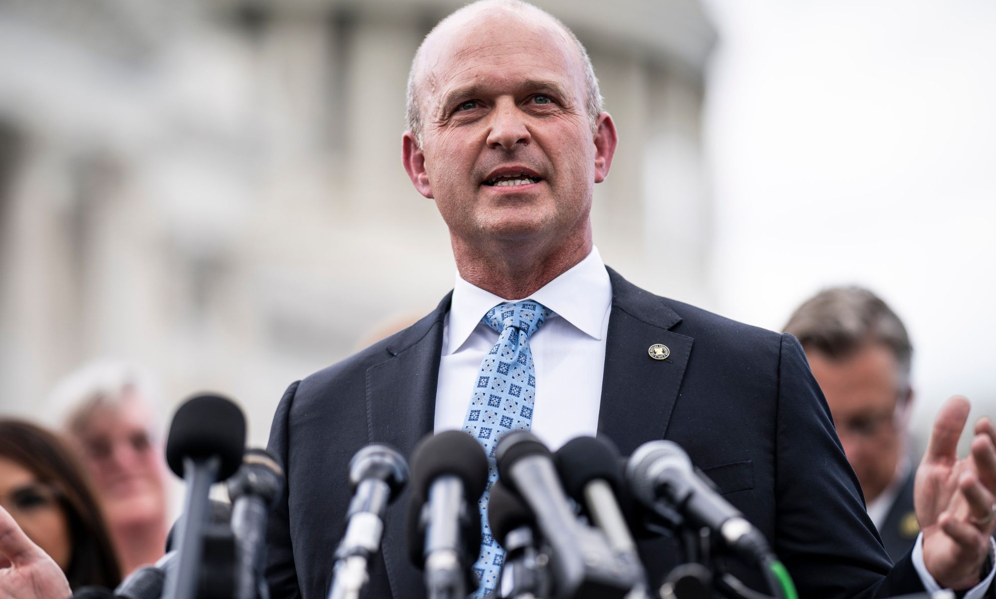 Proyecto 2025 Los creadores instan a FBI a la marca 'los extremistas trans' una amenaza terrorista