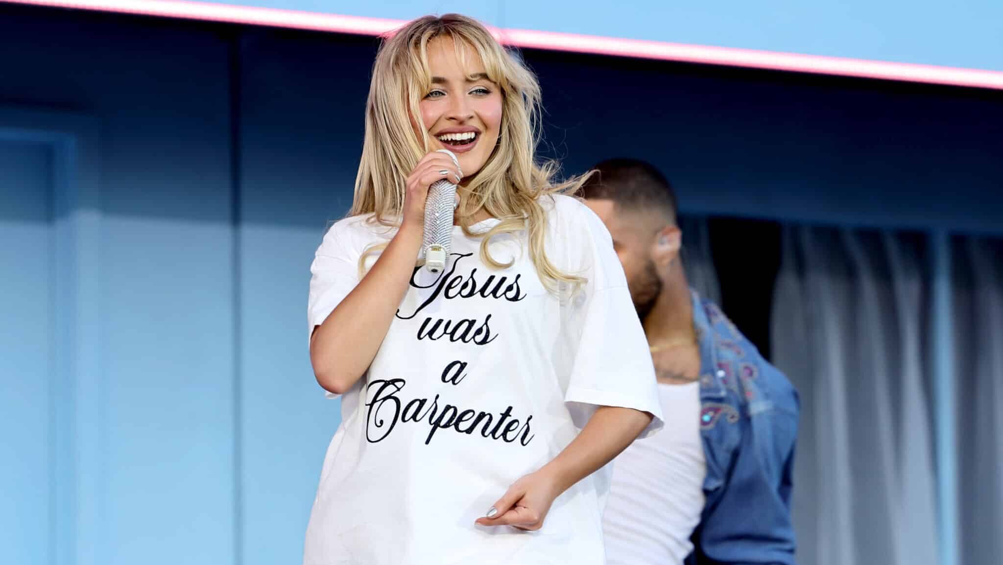 Sabrina Carpenter cumple su promesa: encabezando Coachella con Justin Bieber y Karol G