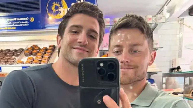 Sawyer Hemsley de Crumbl presenta un nuevo novio un mes después de que salga público