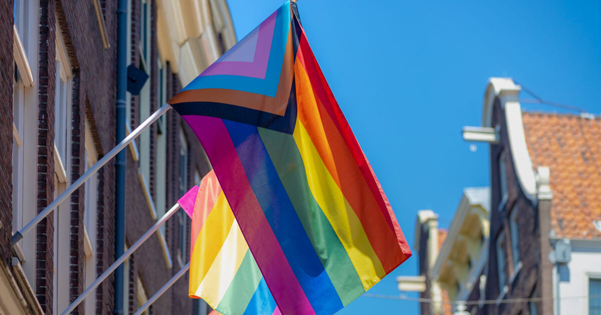 Una ciudad de mayoría musulmana prohibió las banderas del orgullo. Un juez acaba de gobernar su legalidad