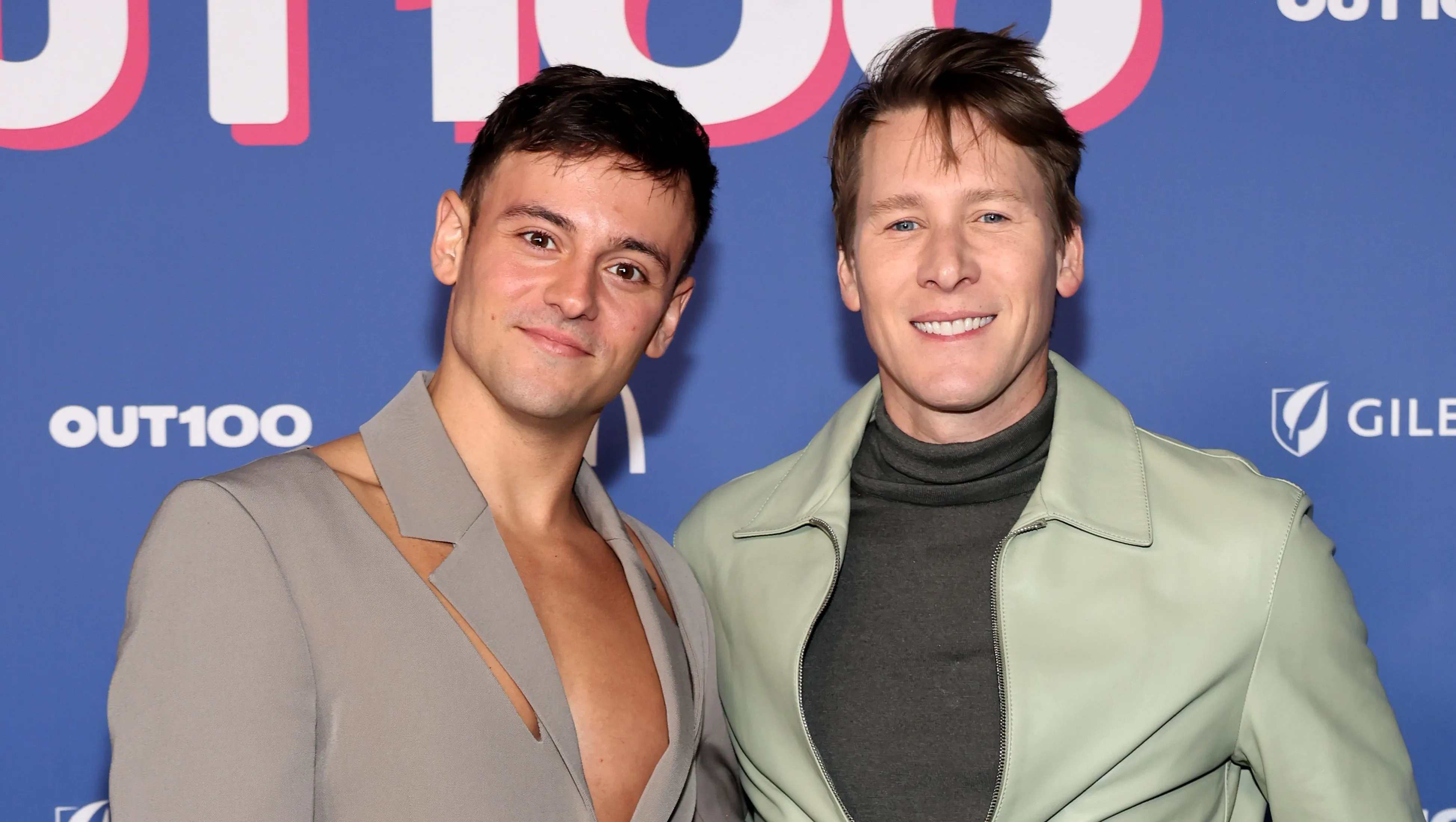 Seis datos fascinantes sobre el marido de la estrella de Traitors, Tom Daley, Dustin Lance Black