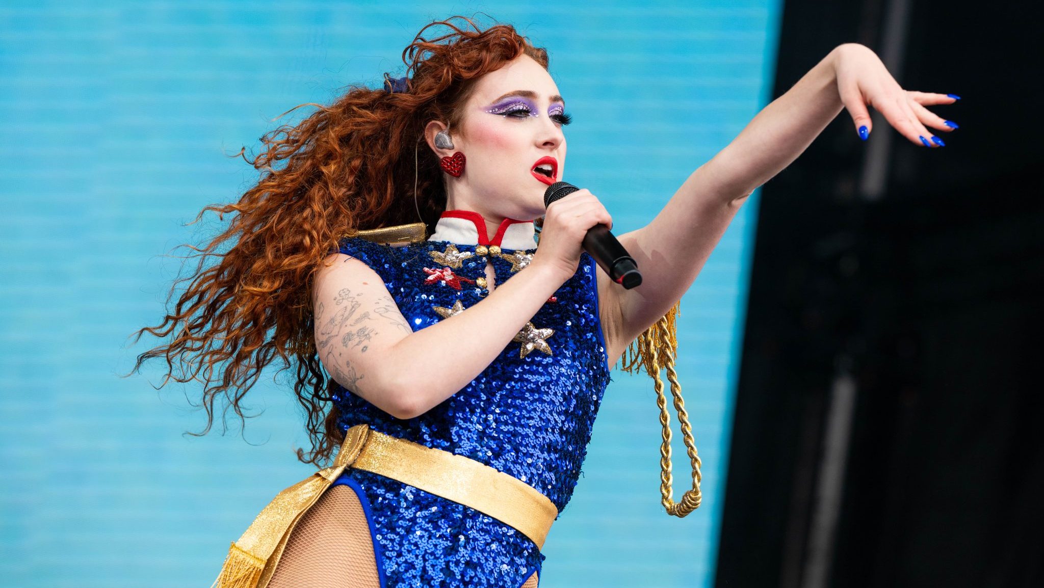 Chappell Roan lanza el proyecto Midwest Princess para apoyar a los jóvenes trans y ya recaudó una enorme cantidad de dinero