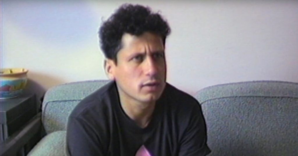 Cómo la indignación alimentó el activismo de VIH/SIDA de un dibujante hispano hispano gay