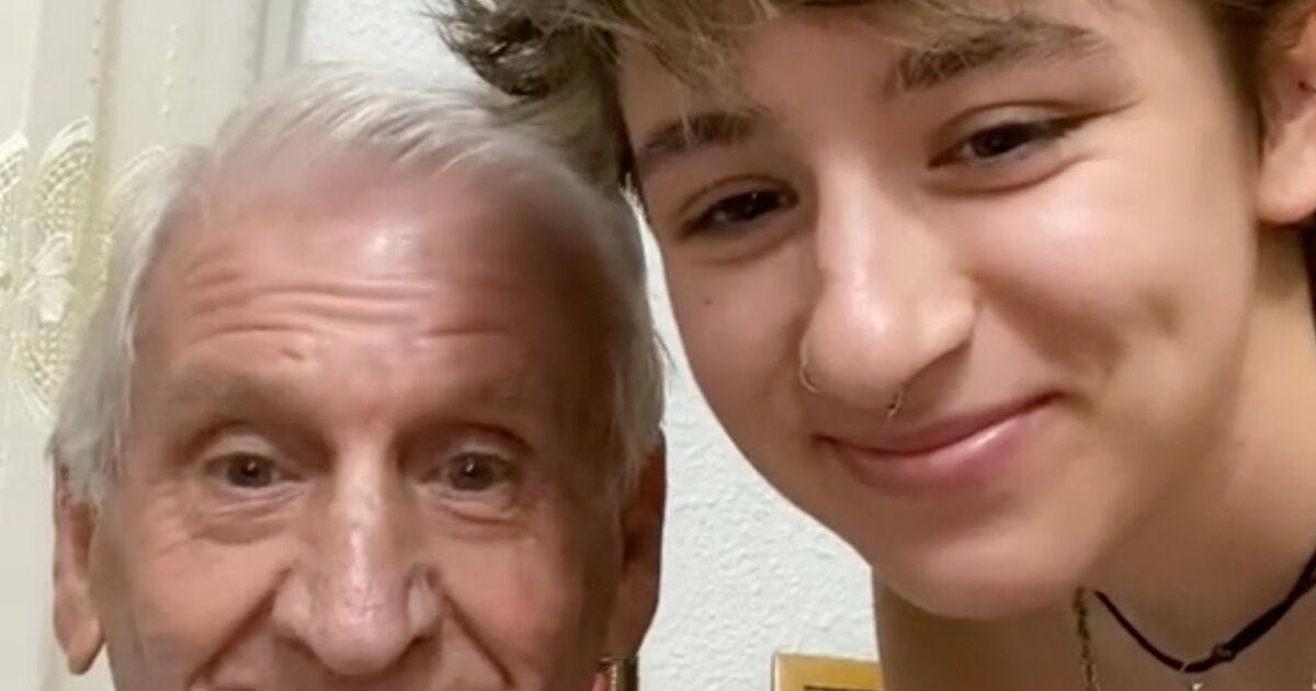 El corazón de Internet se derrite ante el hermoso gesto de este abuelo