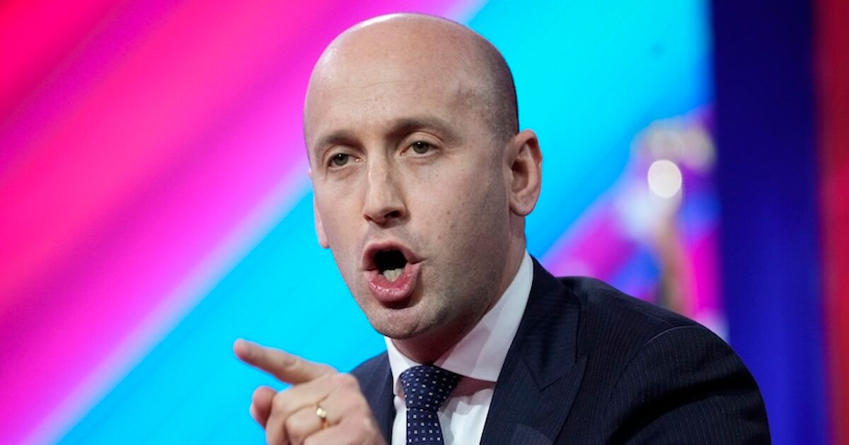 El primo de Stephen Miller lo llama "el rostro del mal" en una publicación apasionante en Facebook