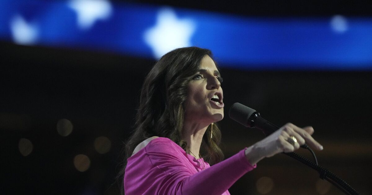 Nancy Mace se enfurece contra los derechos de los homosexuales: “¡Adán y Eva, no Adán y Steve”!