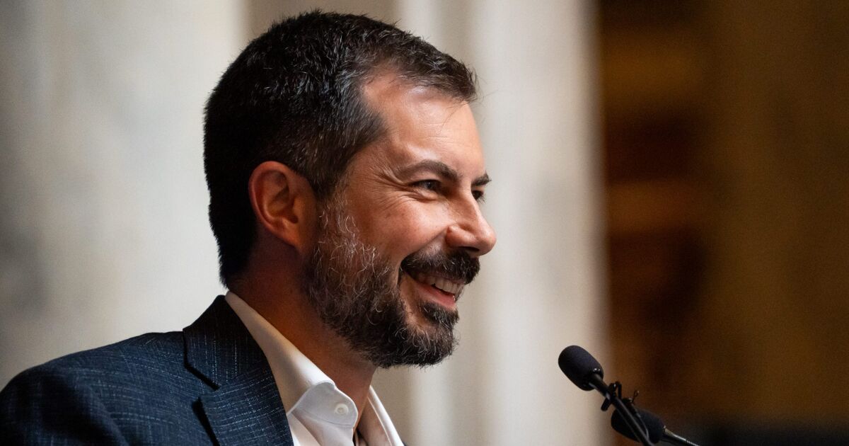 Pete Buttigieg da la razón del Partido Republicano para cerrar al gobierno en solo 4 palabras